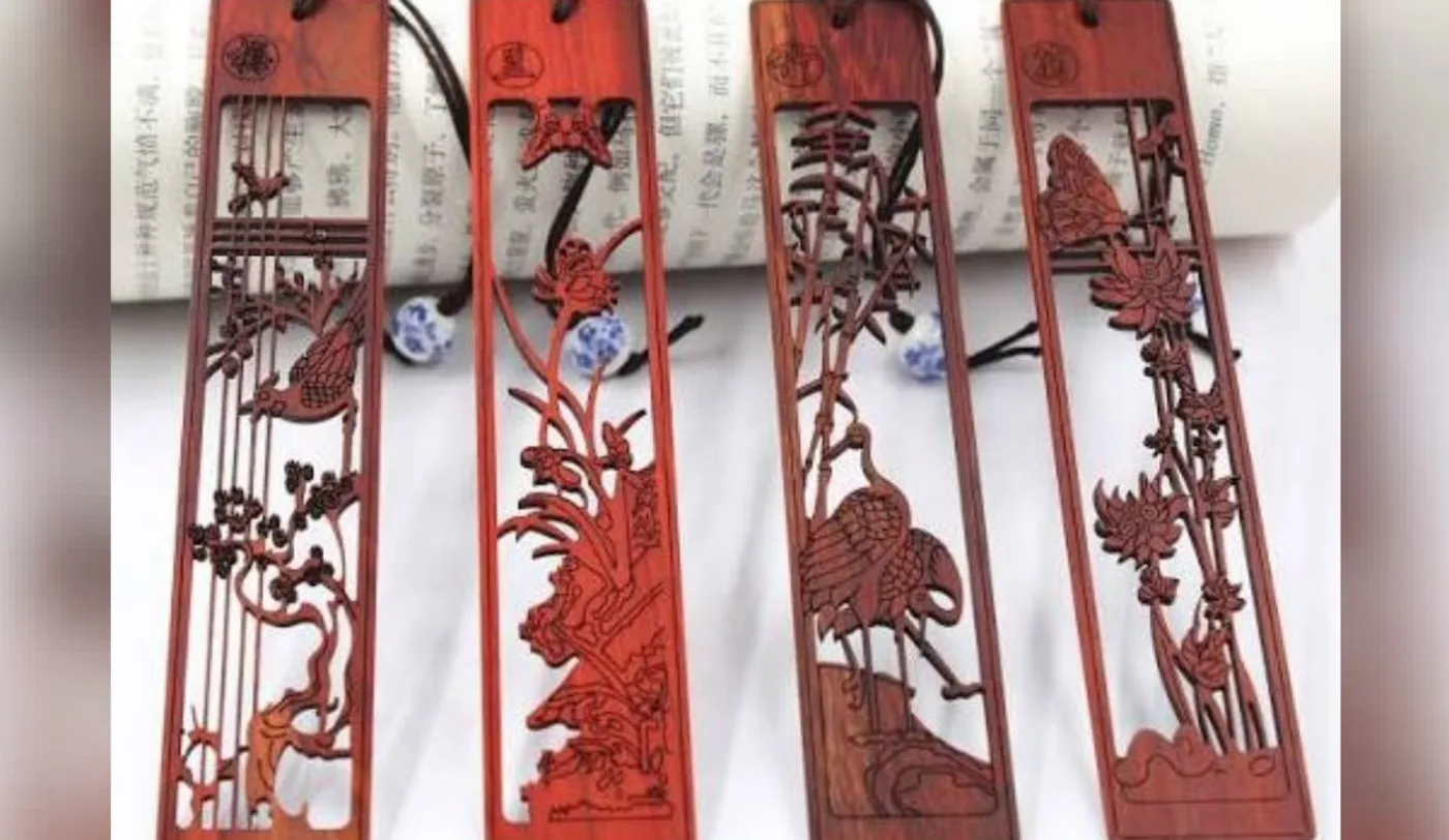 Red sandalwood Handmade Souvenir Keychains & Bookmarks from the Arka Crimson catalogue